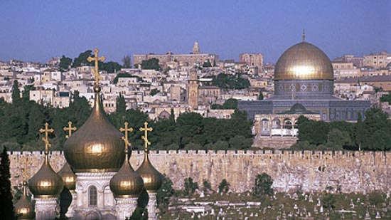 رؤساء كنائس القدس يناقشون القضايا التي تواجههم بالأراضي المحتلة