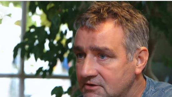 بالفيديو.. رجل أعمال ألماني يروي مأساته مع انضمام أولاده لداعش