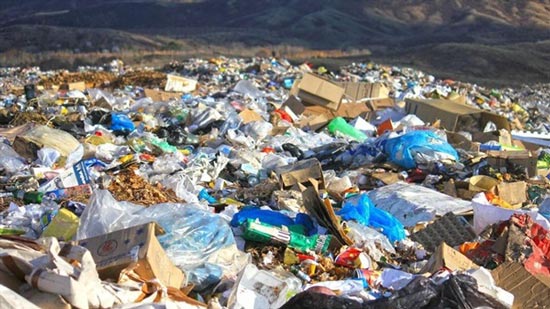 كينيا تمنع استخدام «الأكياس البلاستيكية» وعقوبة المخالفة السجن 4 سنوات