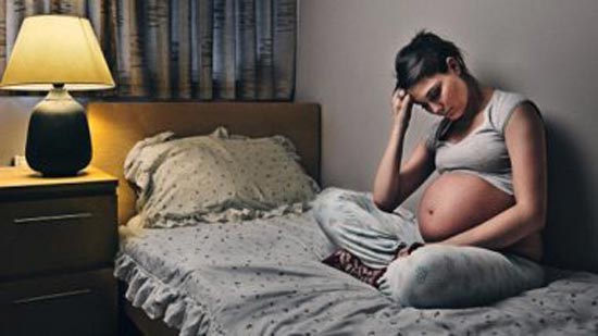دراسة: استخدام المحمول أثناء الحمل لا يؤثر سلبيا على النمو العصبى للطفل