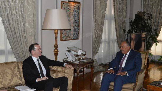 وزير الخارجية يلتقي مبعوث الرئيس الأمريكي للتحالف الدولي ضد داعش