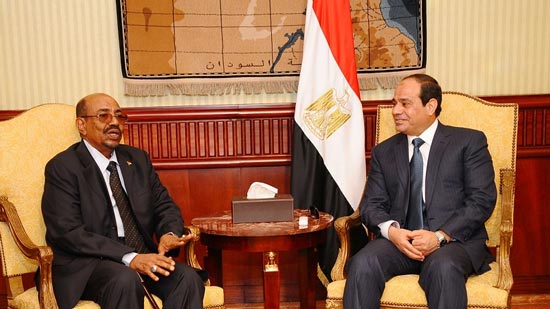 مصر ترحب برفع العقوبات عن السودان