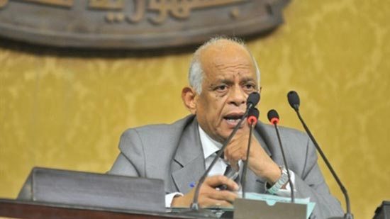 رئيس البرلمان يكشف حقيقة تهجير أهالى سيناء
