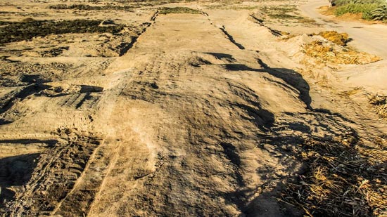 البعثة الأثرية المصرية الإيطالية تكتشف بقايا قلعتين غرب الإسماعيلية 