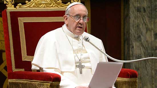  البابا فرنسيس يعلن تضامنه مع شهداء حلوان 
