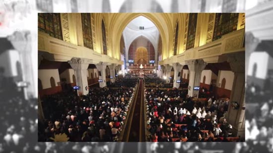  بالفيديو.. هم المسيحيين بيعملوا إيه في الكنيسة ليلة رأس السنة؟