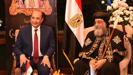  نقيب الصحفيين: الدور الذي تقوم به الكنيسة المصرية دور عظيم منذ القدم