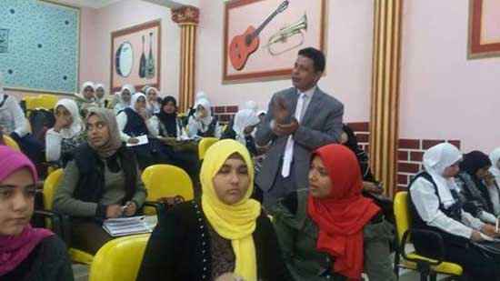 إذا تعطلت مدارس سيناء.. بيوت المعلمات تصبح فصولا: 