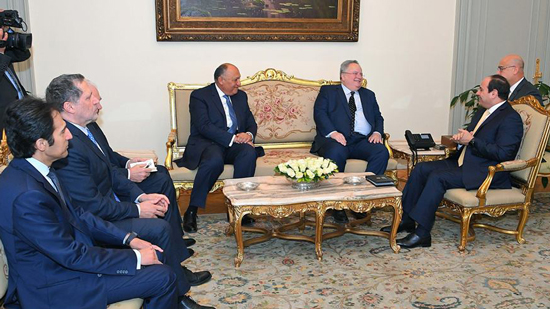  الرئيس يستقبل وزير الخارجية اليوناني خلال زيارته للقاهرة