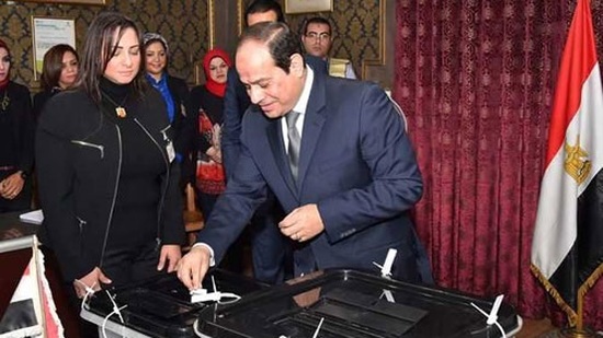الرئيس عبدالفتاح السيسى يدلى بصوته فى الانتخابات الرئاسية