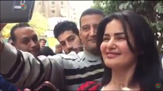 بالفيديو| سما المصري: انزلوا اختاروا السيسي أو 