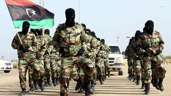 كاتب ليبي : تجهيزات عسكرية لتحرير مدينة درنه