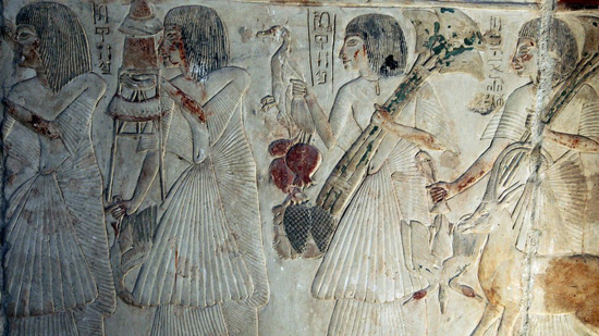  حقوق المرأة في مصر القديمة.. نفقة شهرية من الزوج وسنوية للعناية بالجمال ولا تعدد للزوجات
