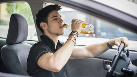 جهاز جديد يمنع السائقين من القيادة تحت تأثير الكحوليات
