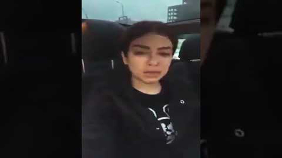 بالفيديو.. رسالة قوية من سيدة مصرية للمسئولين بسبب توقف 