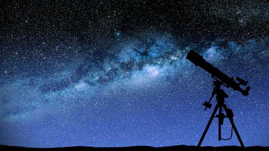 مفارقة أولبرس: إذا كان في الكون عدد لانهائي من النجوم فلماذا لا تضيء السماء ليلًا؟