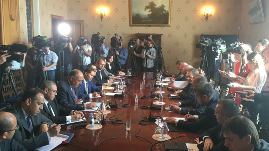 وزيرا خارجية مصر وروسيا يعقدان جلسة مشاورات تمهيدًا للقاء 2+2 بين البلدين