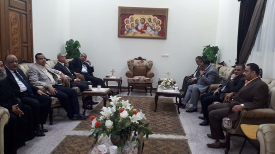  محافظ المنيا ينيب السكرتير العام في حضور أول قداس لشهداء ليبيا 