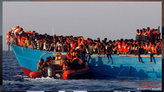 السلطات الإسبانية: إنقاذ 366 مهاجرا خلال محاولتهم عبور البحر المتوسط