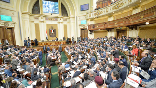  السيسى يؤدي اليمين الدستورية أمام البرلمان الأسبوع المقبل