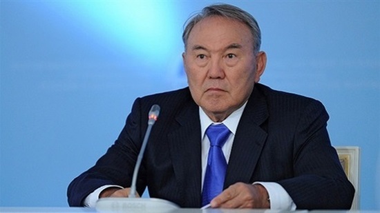 الرئيس الكازاخي يجتمع مع نظيره المنغولي في قمة منظمة شنجهاي