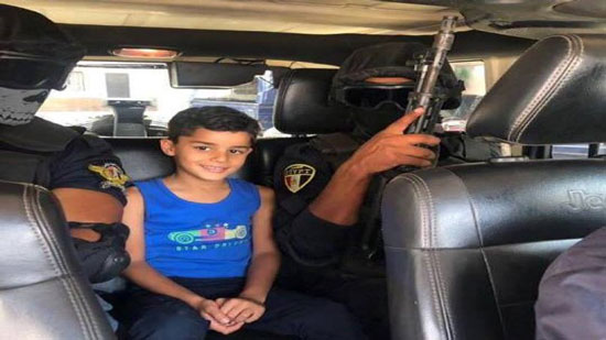 اسر الطفل المخطوف بالشروق تشكر الشرطة لاعادة ابنهم والقبض على الخاطفين
