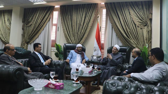 المفتي يستقبل وزير الأوقاف اليمني لبحث تعزيز التعاون الديني 