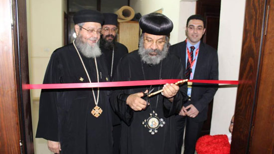 الأنبا رافائيل يفتتح مركز البابا ديسقورس للدراسات اللاهوتية بوسط القاهرة