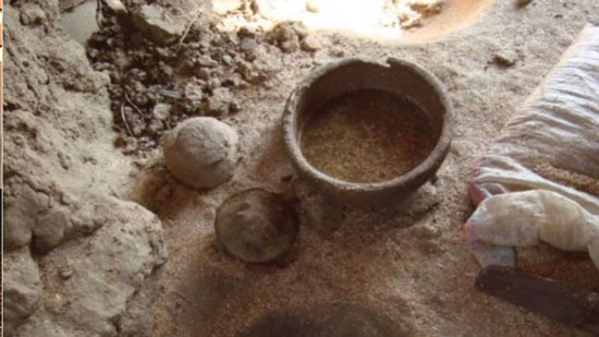 أقدم ورشة لصناعة الفخار في مصر القديمة بأسوان