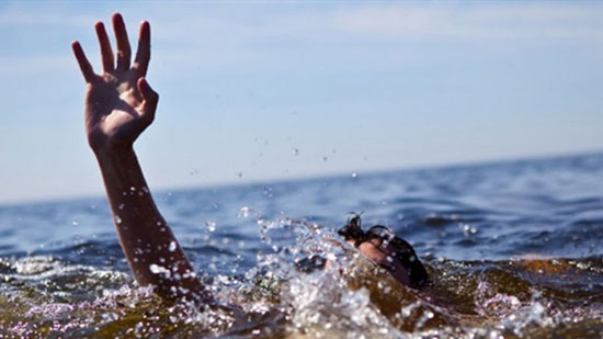 مصرع شقيقين غرقا أثناء السباحة بأحد شواطئ مطروح