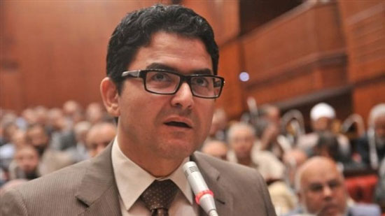 السلطات الايطالية تحقق مع القيادي الإخواني محمد محسوب