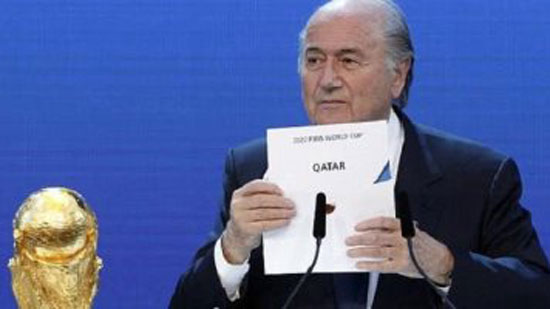 بلاتر: فوز قطر بتنظيم كأس العالم نتيجة مزيج من التواطؤ وخرق قواعد الفيفا
