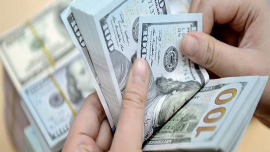 سعر الدولار في البنوك المصرية خلال بداية التعاملات الصباحية