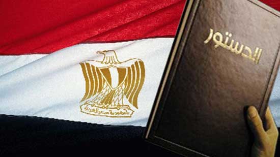  المصريون يثورون والنخب تحكم وتغير الدساتير