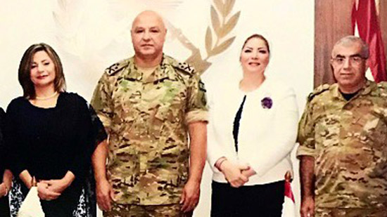  منال العبسي تلتقي قائد الجيش اللبناني مع مجلس المرأة العربية
