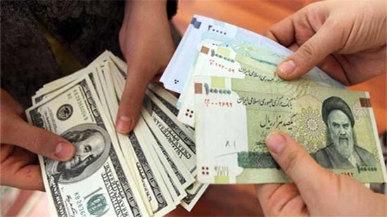 الريال الإيراني يهبط إلى أدنى مستوى في تاريخه أمام الدولار