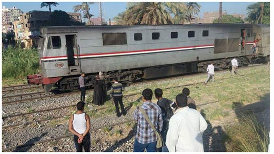 تشكيل لجنة فنية لمعرفة سبب  سقوط عربة قطار طنطا منوف بمحطة شبين الكوم الجديدة