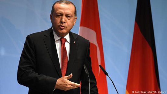إردوغان يتعهد من نيويورك بفرض مناطق آمنة شرقي الفرات في سوريا
