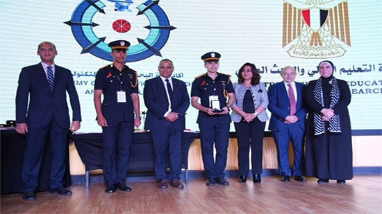 الكلية الفنية العسكرية تحصد جائزتين ذهبيتين وفضية بمعرض القاهرة الدولي للابتكار