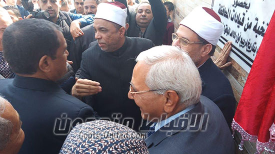 المحافظ القبطى للدقهلية يحضر خطبة الجمعه ويشارك فى افتتاح مسجد بالسنبلاوين 