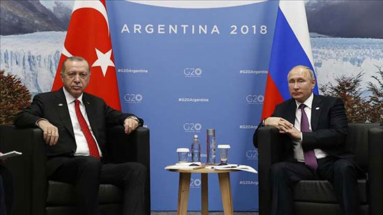 الرئيس الروسي، فلاديمير بوتين، خلال لقائه نظيره التركي، رجب طيب أردوغان