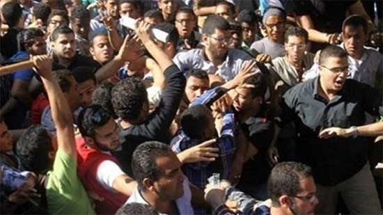 حبس 5 مواطنين تعدوا بالضرب على آخرين في واقعة مصورة بالفيديو بالفيوم