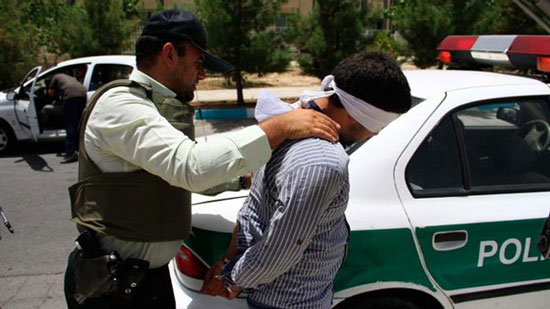  اعتقال 142 مسيحي بإيران بتهمة التبشير  