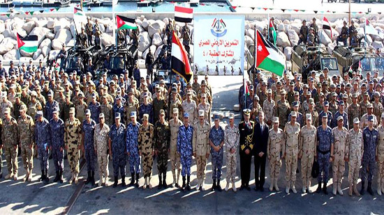 بالصور.. تدريبات عسكرية مشتركة بين مصر والأردن