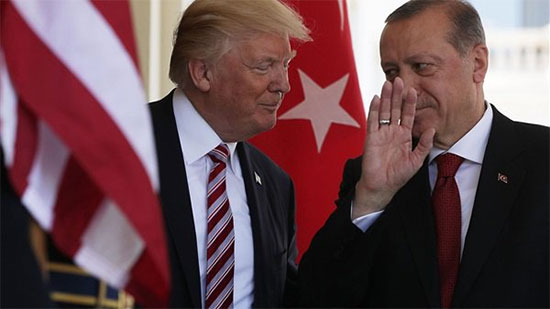 ترامب يمنح أردوغان الضوء الأخضر لقتل الأكراد في شرق الفرات