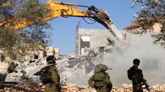  الجيش الإسرائيلي يهدم منزل 