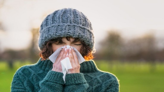 احمى نفسك من برودة الجو والأنفلونزا بـ5 نصائح
