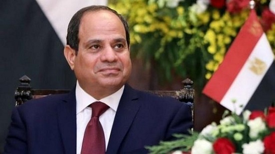  فاروق جويدة : الإعلام المصري قصر في عرض انجازات الرئيس 

