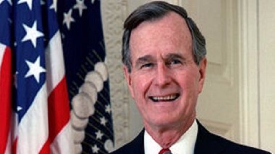 الرئيس الأمريكي جورج بوش الأب 