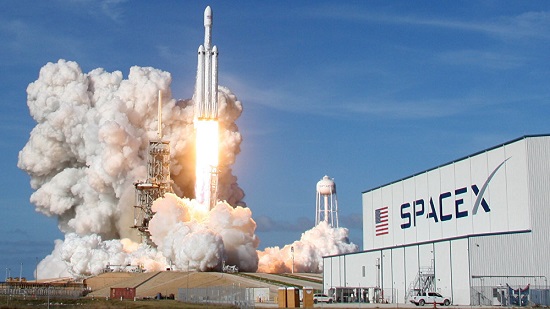 SpaceX تستغنى عن 10% من موظفيها
